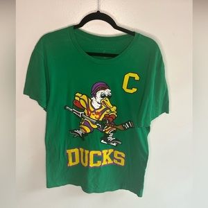 Mighty Ducks Collectible T-Shirt Green Size M Conway 96